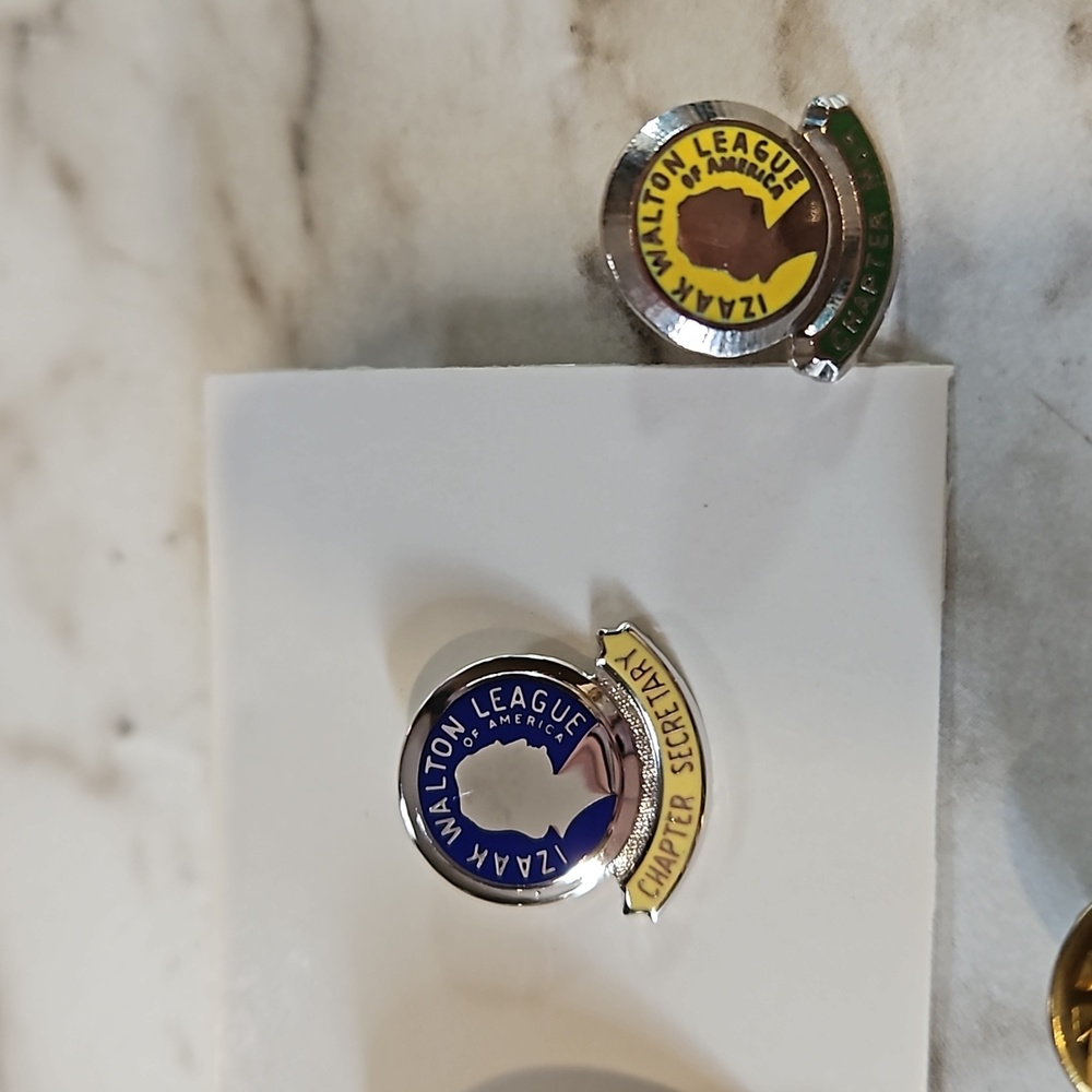 Vintage Izaak Walton Pins - Picture 5 of 5